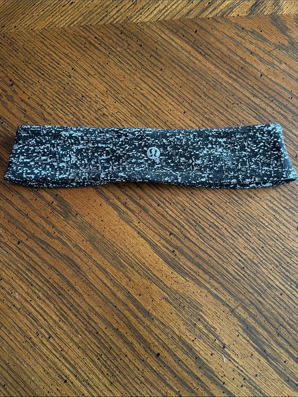 Lululemon Old School Black & White Speckle Headband